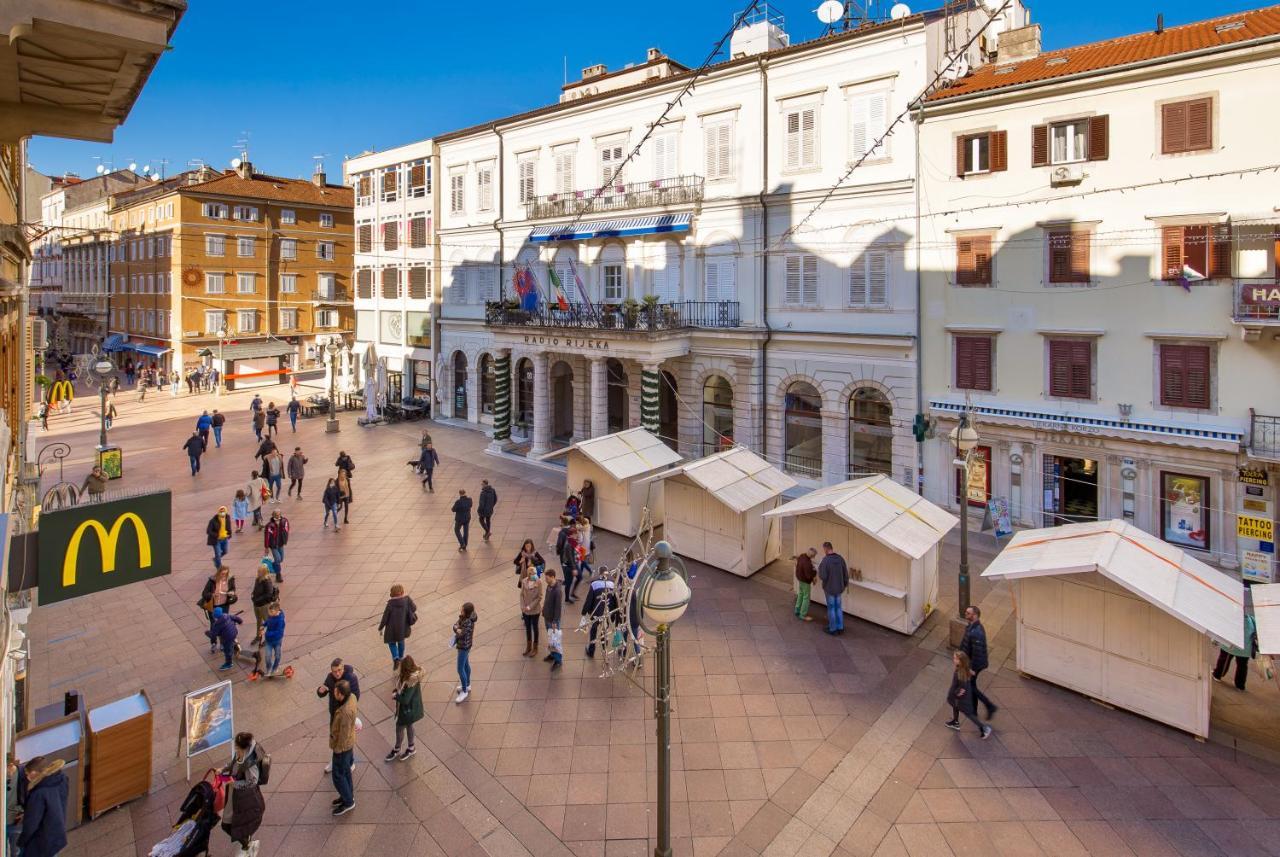 Appartamento Sweet Nest Korzo Fiume Esterno foto